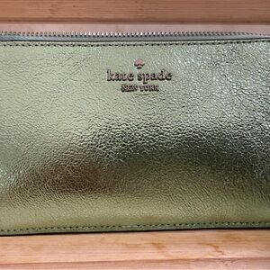 kate spade Metallic Light Green Zip Wristlet